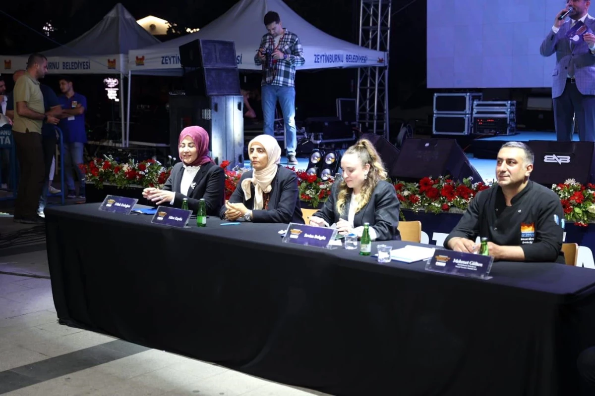 Zeytinburnu Belediyesi Geleneksel Tıp Festivali\'nde Yemek Yarışması Düzenlendi