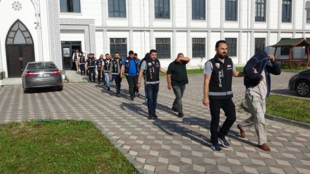 Kocaeli\'de fındık alımlarında usulsüzlük iddiasıyla 18 kişi adliyeye sevk edildi
