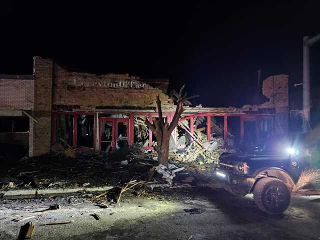 ABD'nin Texas Eyaletini hortum vurdu: 3 ölü ABD'nin Texas Eyaletini hortum vurdu: 3 ölü