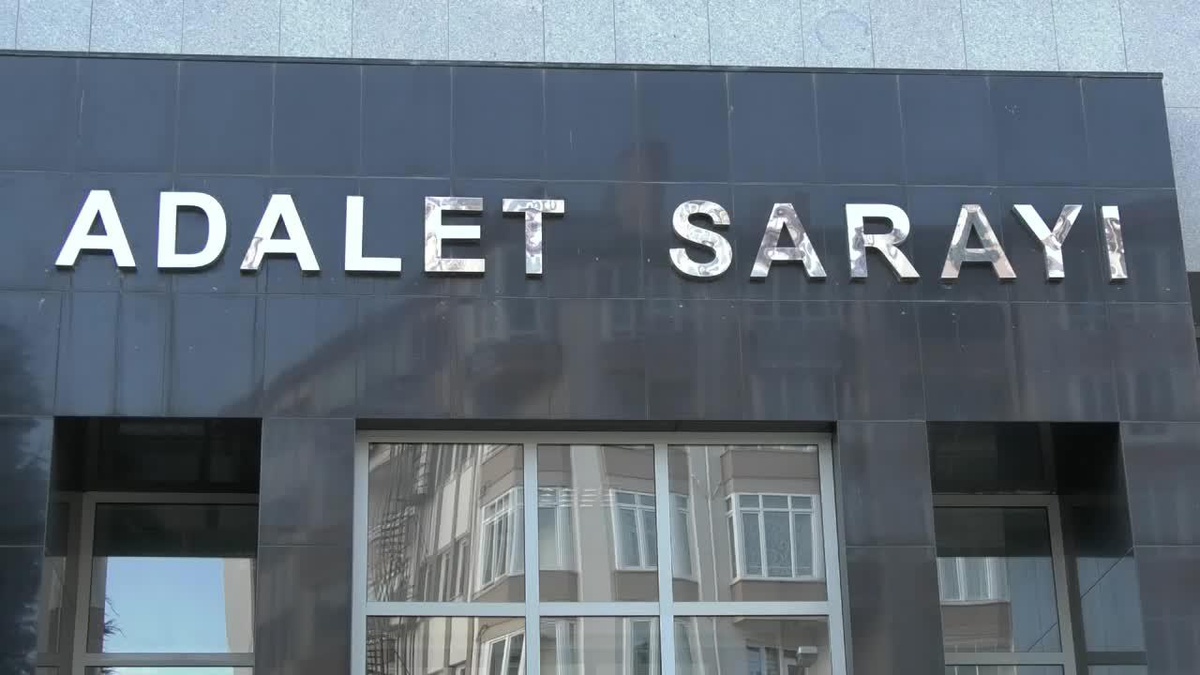 AKP Çorum İl Başkanı Murat Günay\'ı darp edenlerin davası ertelendi