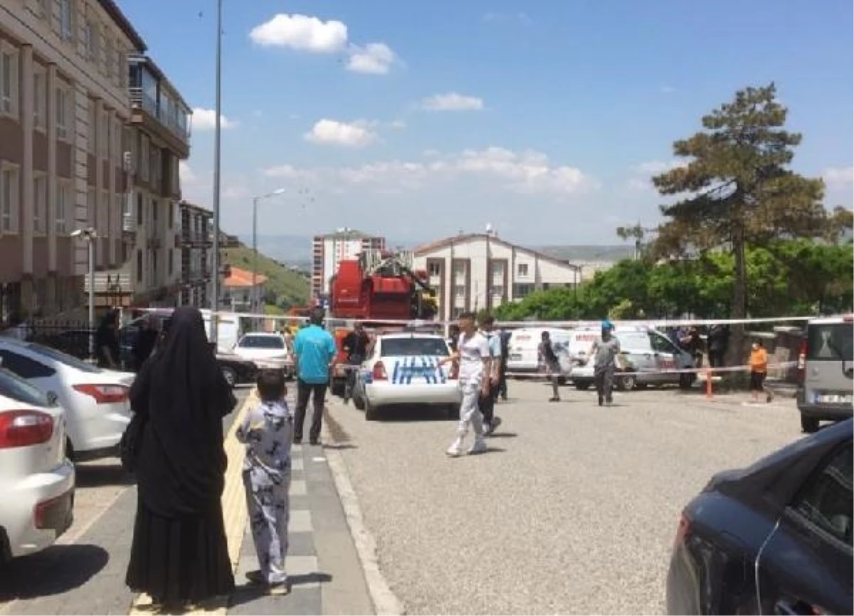 Ankara\'da böcek ilacından zehirlenen 2 kişi hayatını kaybetti