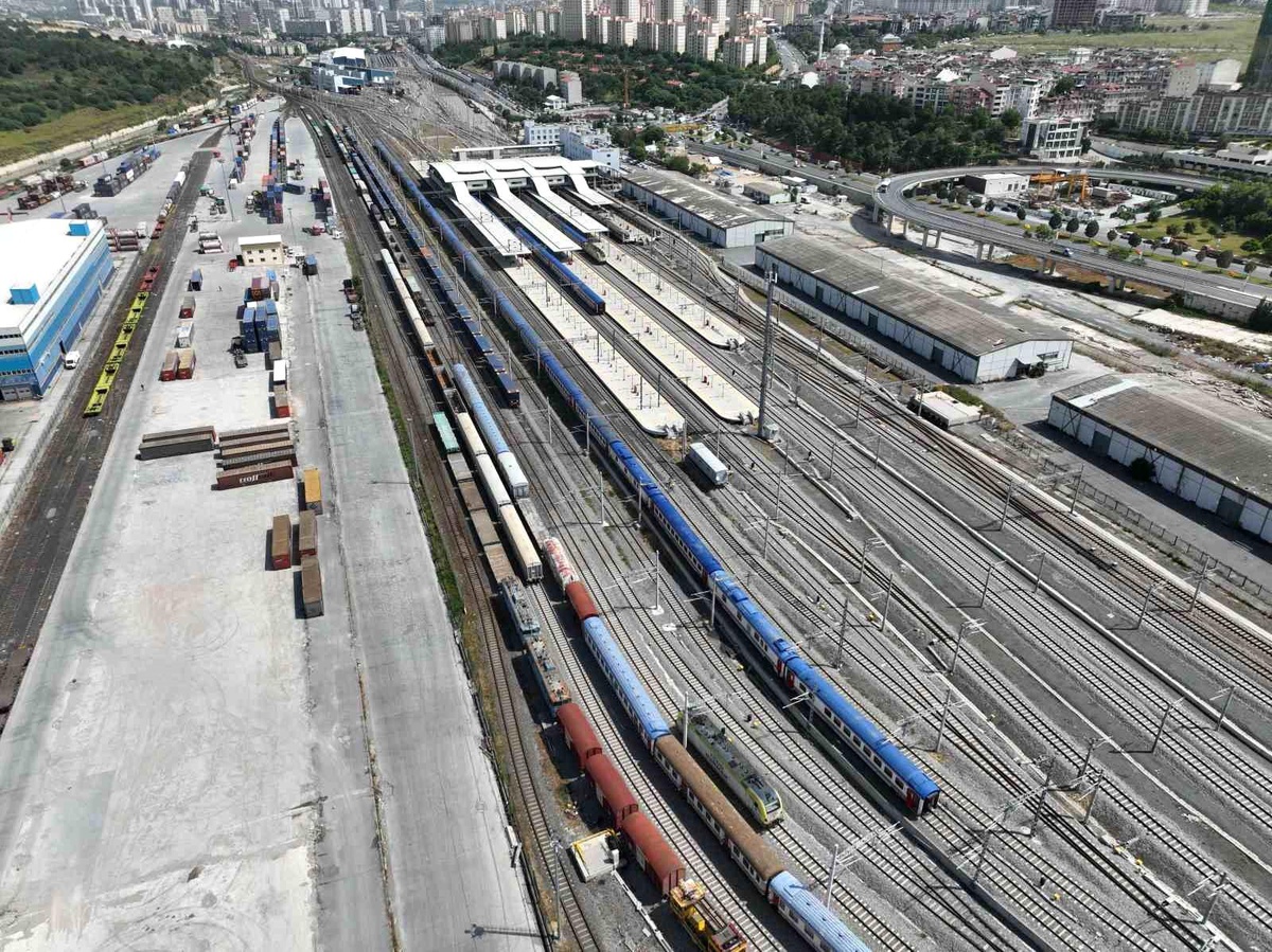 TCDD Taşımacılık, Bayram Tatili İçin Tren Kapasitesini Arttırdı