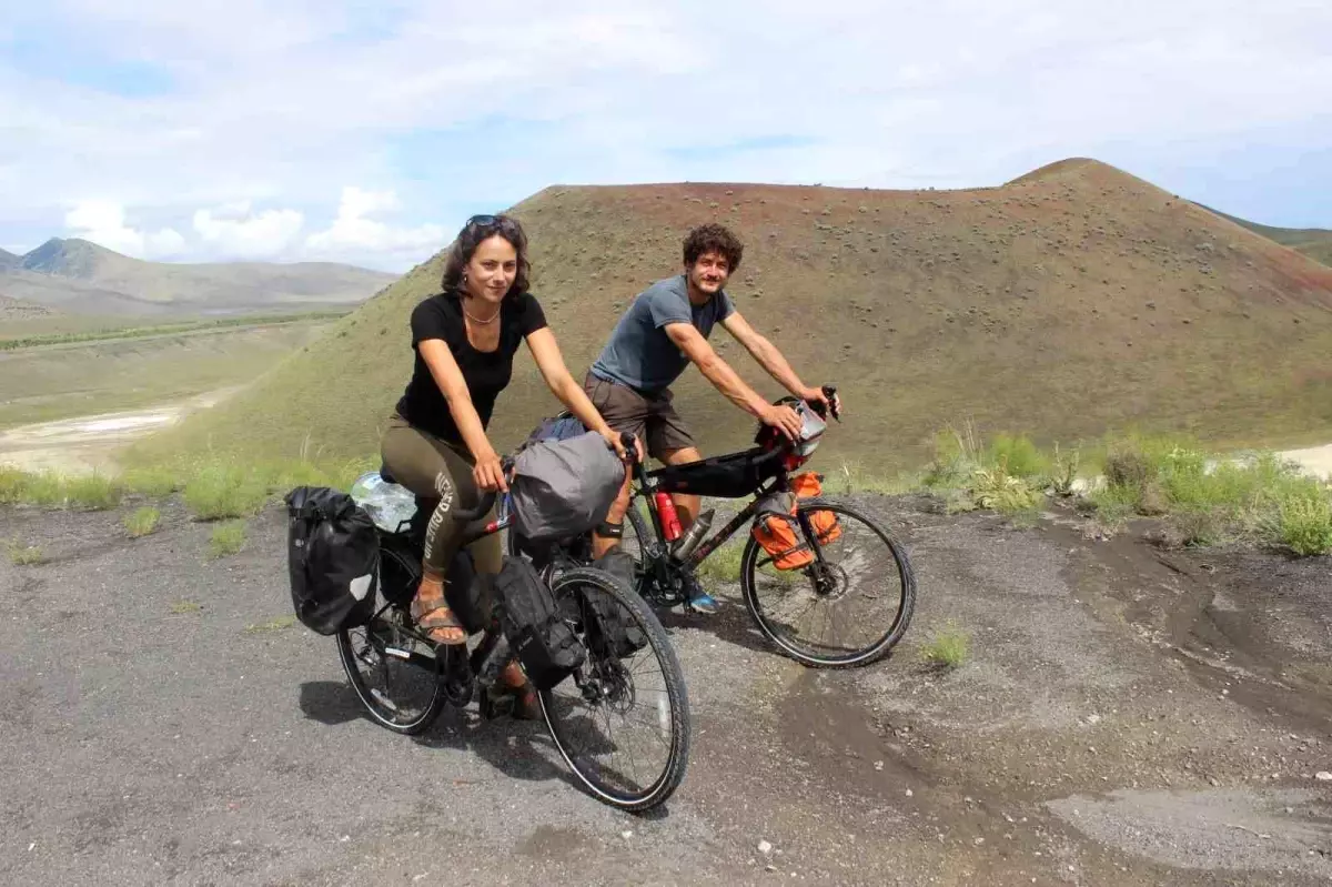 Fransız çift, bisikletleriyle dünya turunda Türkiye'de kamp yaptı