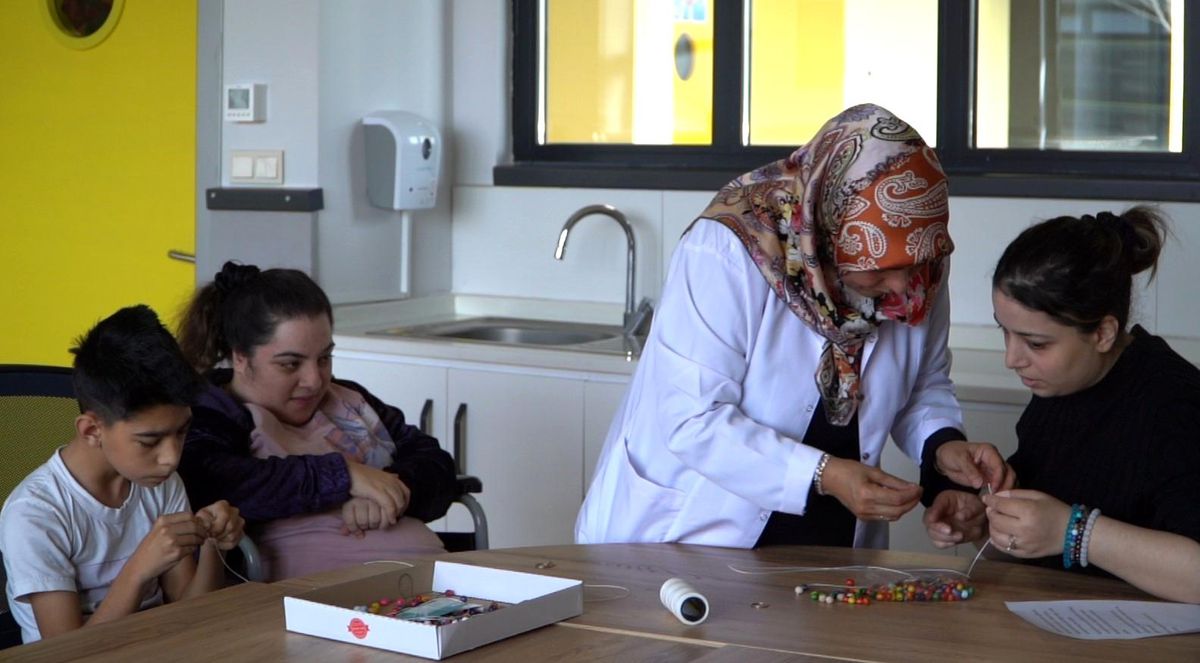 Kayseri\'de özel öğrenciler için Gönül Atölyesi kuruldu