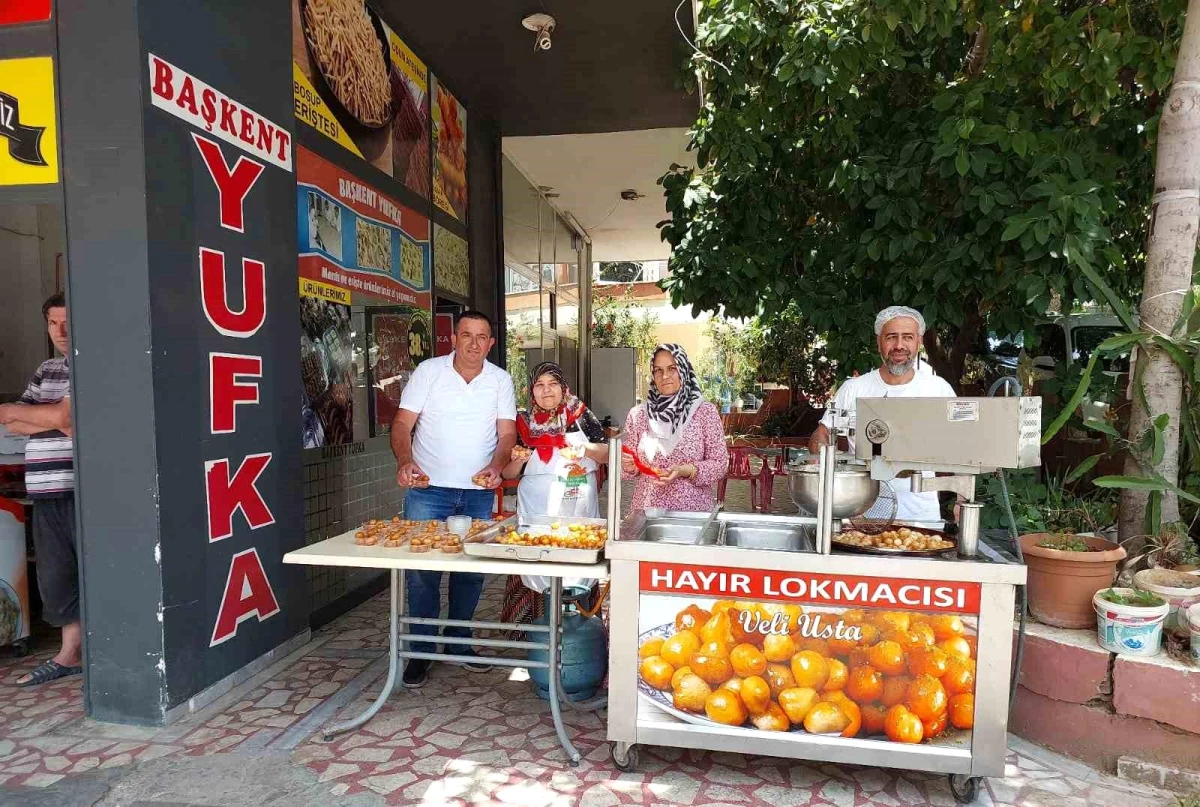 EYT emeklisi Murat Nehirtaş, ilk maaşını lokma tatlısı ikramıyla kutladı