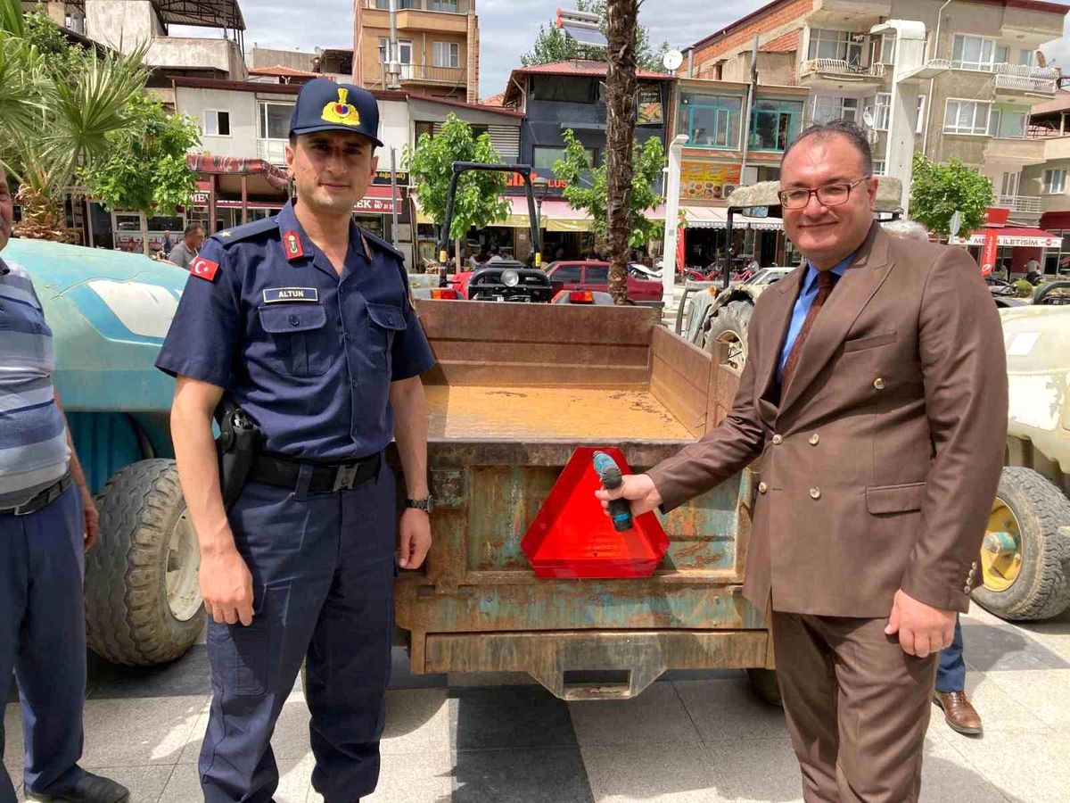 Sarıgöl\'de traktör kazaları için seminer düzenlendi