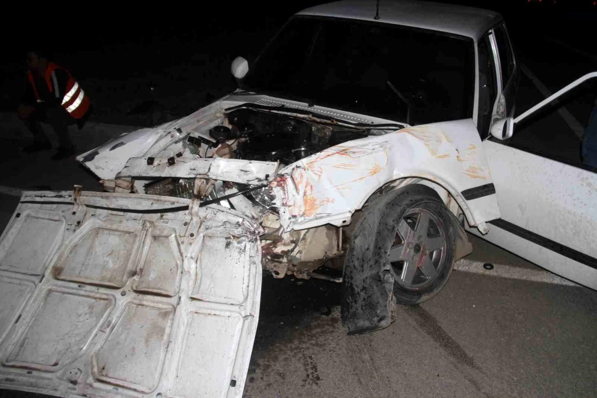 Konya Beyşehir\'de Trafik Kazası: 6 Yaralı