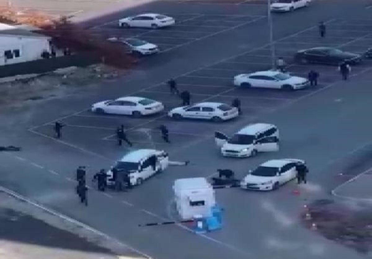 Küçükçekmece Adalet Sarayı önündeki çatışmaya dair yeni görüntüler ortaya çıktı