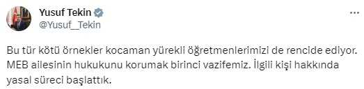 LGBT sembolü bulunan afişin önünde fotoğraf çektiren öğretmen hakkında yasal süreç başlatıldı LGBT sembolü bulunan afişin önünde fotoğraf çektiren öğretmen hakkında yasal süreç başlatıldı