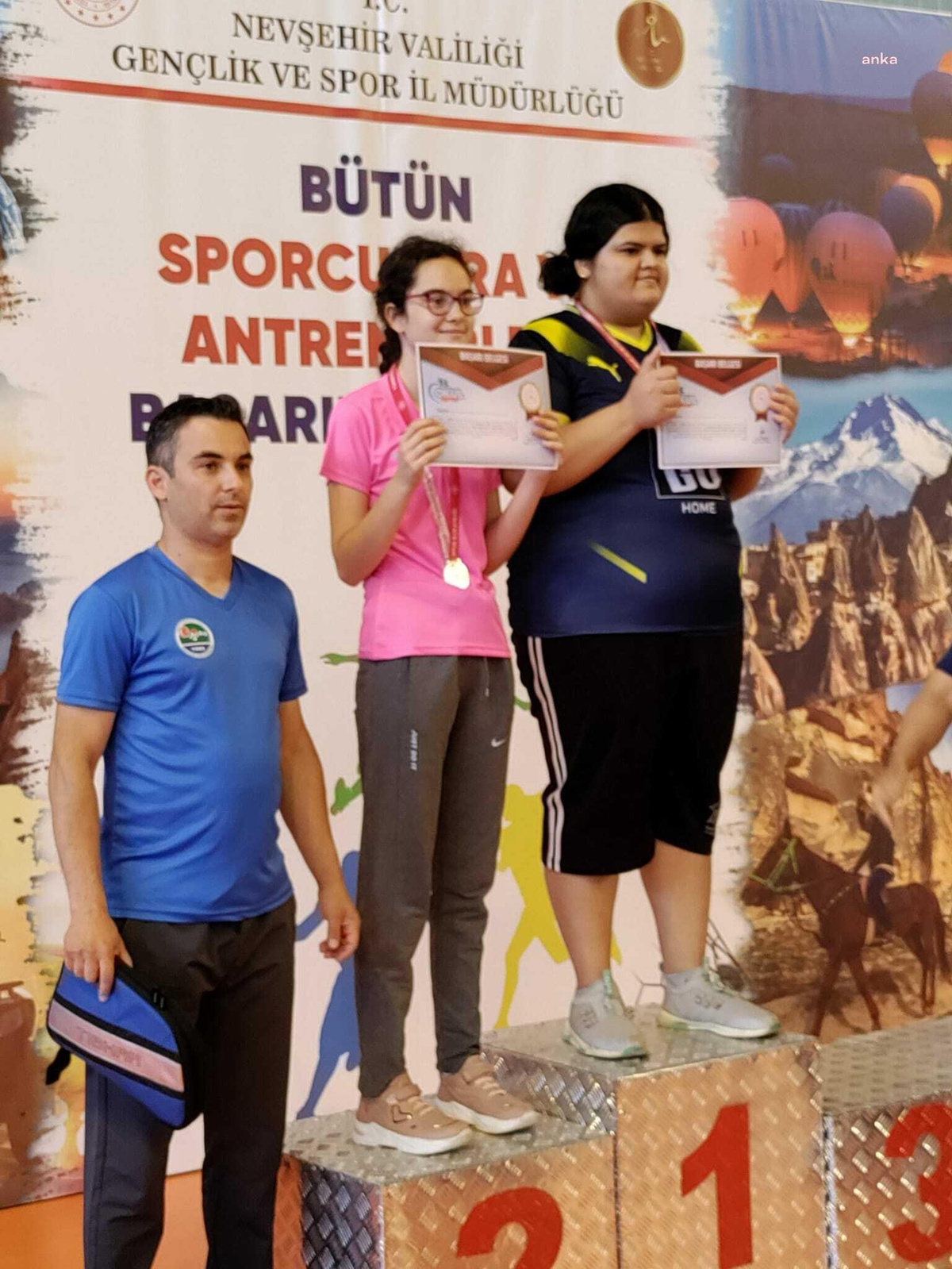 Aydın Büyükşehir Belediyesi Otizm Spor Salonu\'ndan madalyalarla döndüler