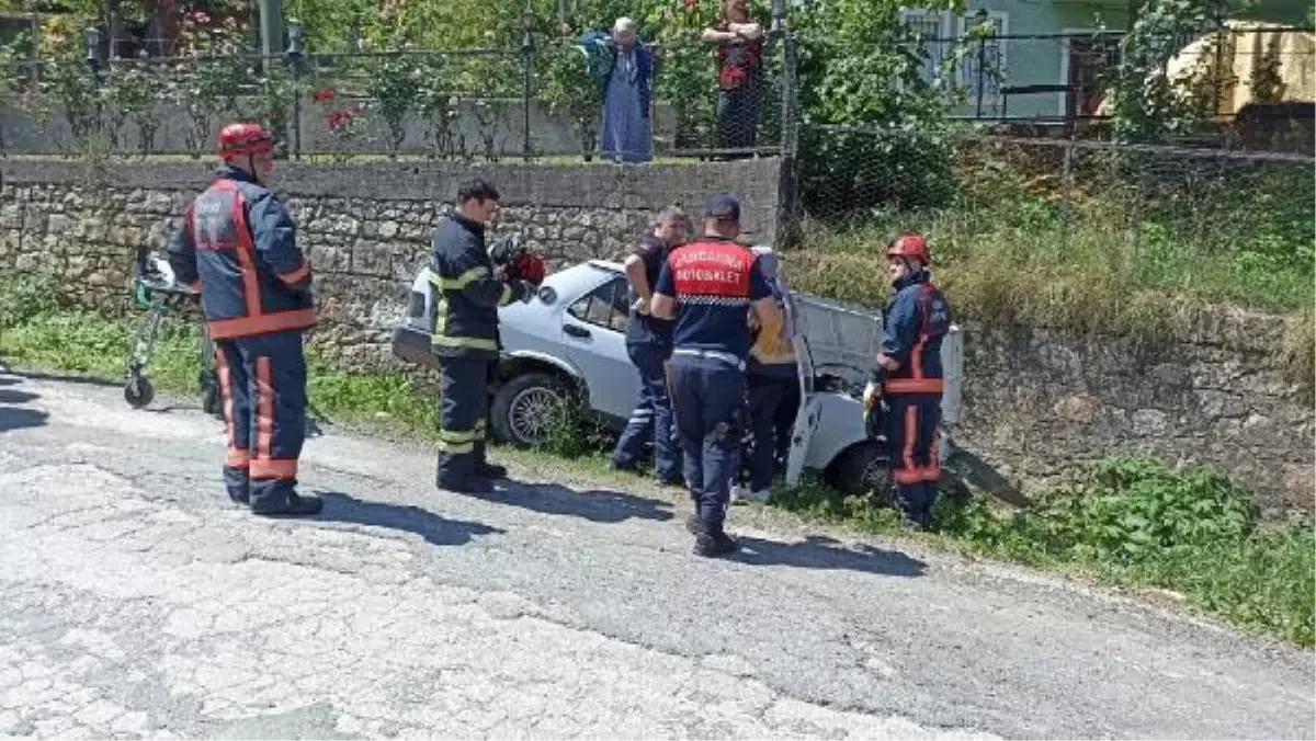 Ünye\'de trafik kazası: 1 ölü, 1 ağır yaralı