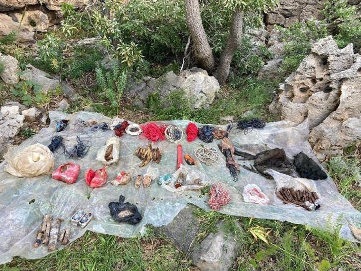 Pençe Operasyonu\'nda PKK\'ya ait çok sayıda silah ve mühimmat ele geçirildi