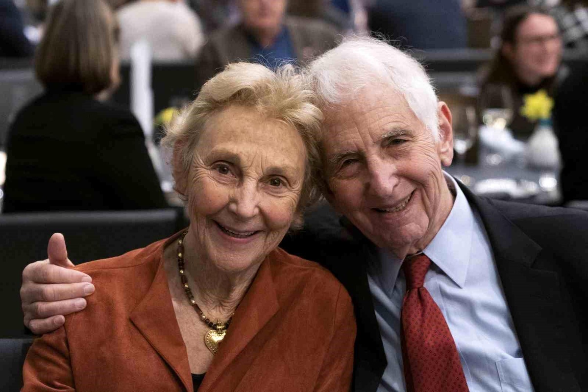 Pentagon Belgeleri\'ni sızdıran Daniel Ellsberg hayatını kaybetti