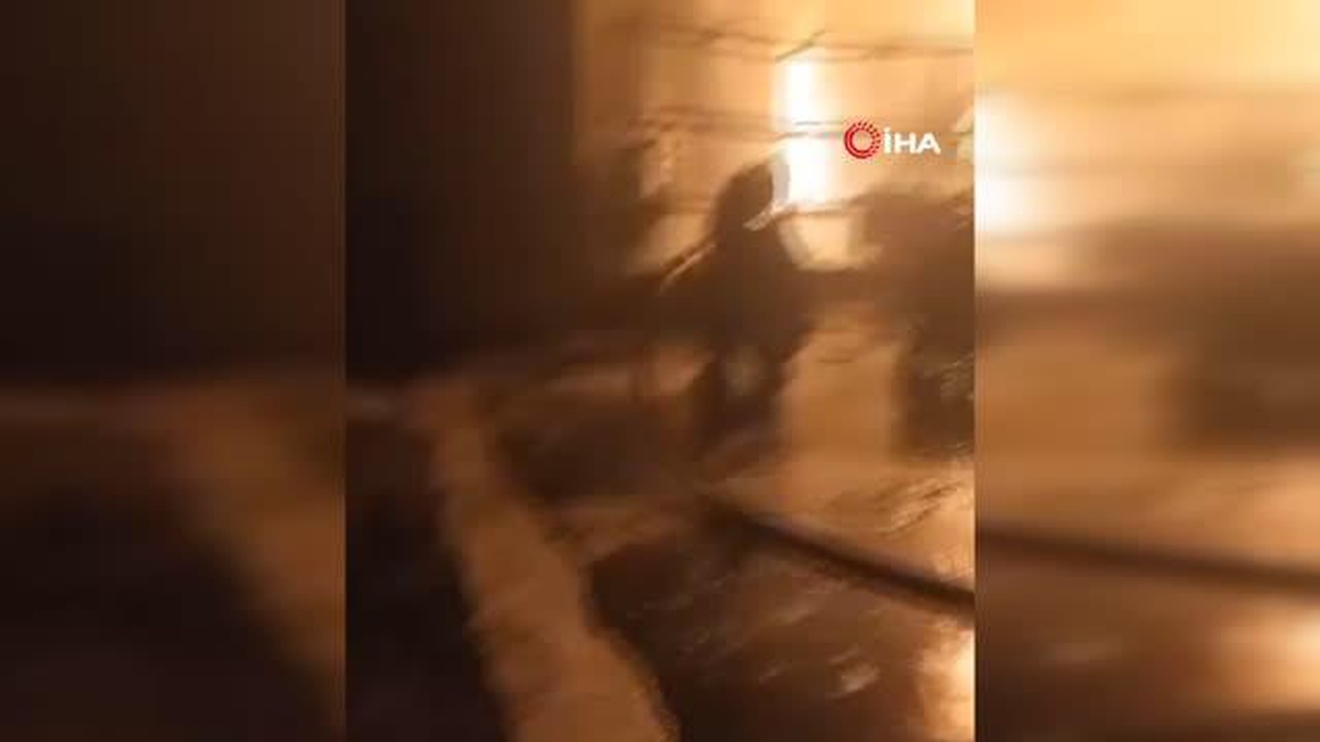 Şanlıurfa\'da tekstil fabrikasında yangın: Tonlarca işlenmiş pamuk kül oldu
