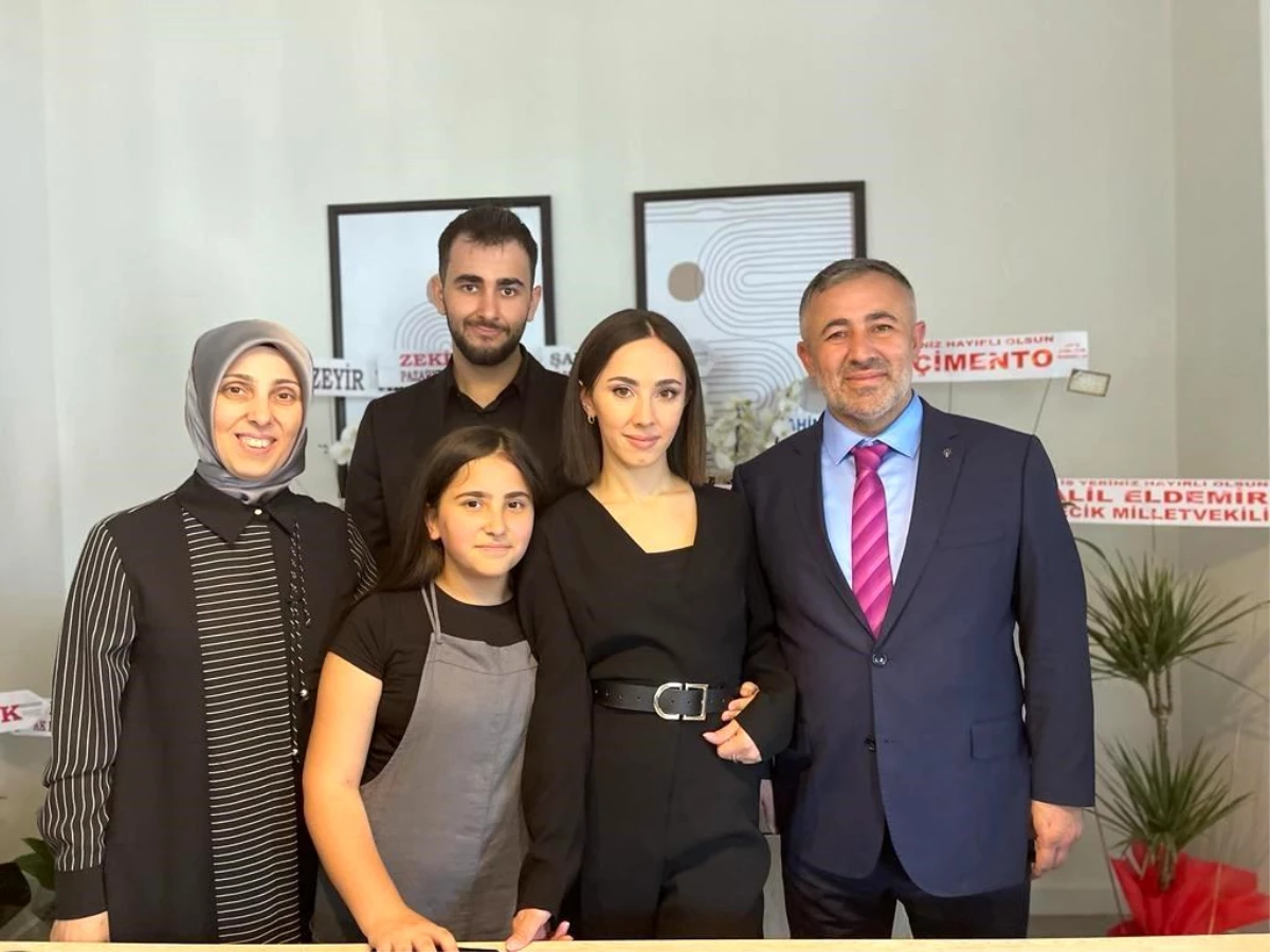 AK Parti İl Başkanı Serkan Yıldırım\'ın kızının mimarlık ofisi açıldı