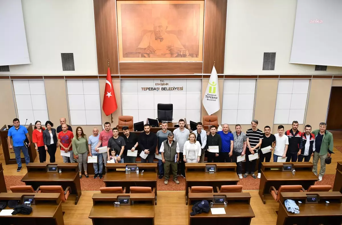 Tepebaşı Belediyesi, ev hayvanı satış yerleri için eğitim semineri düzenledi