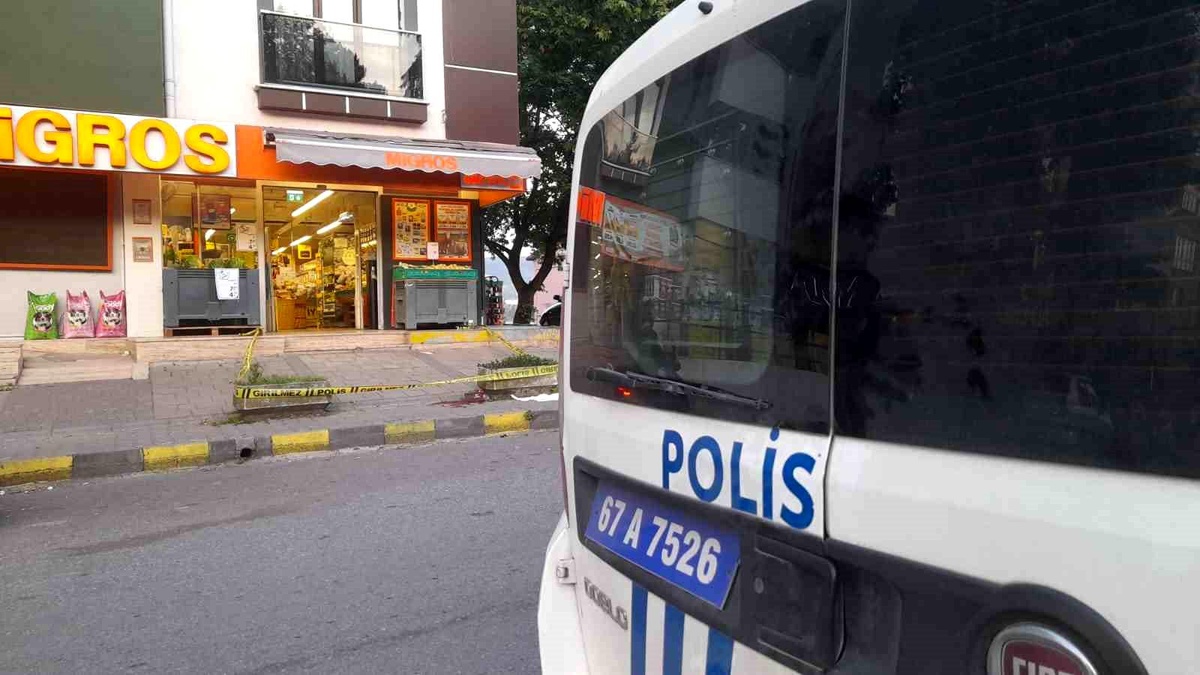 Zonguldak\'ta apartmanın 3. katından düşen kişi ağır yaralandı