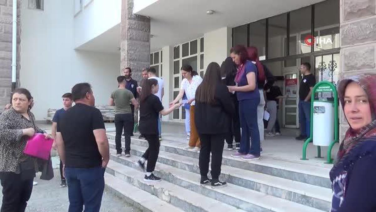 Afyonkarahisar\'da YKS maratonu 22 bin 909 adayın katılımı ile başladı