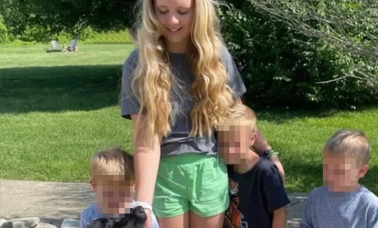 Baba üç erkek çocuğunu evinin bahçesine dizip ateş ederek öldürdü