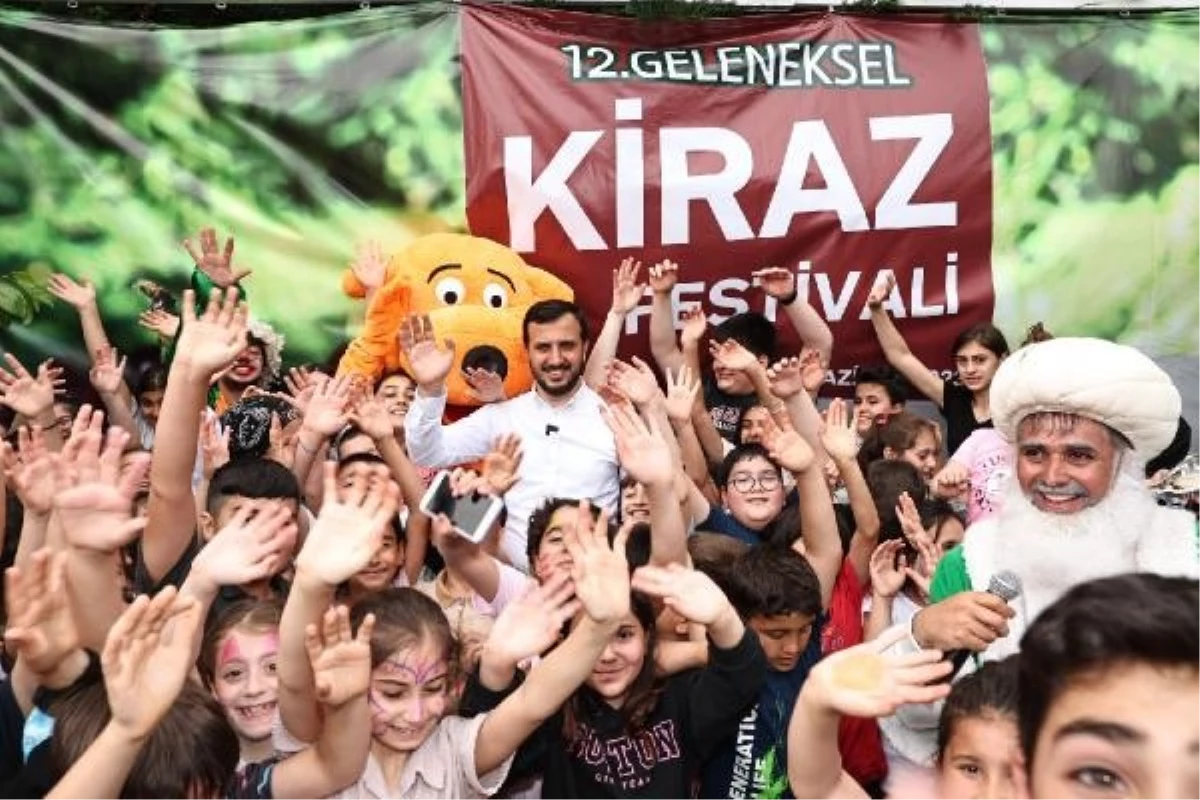 Bağcılar\'da 12. Geleneksel Kiraz Festivali düzenlendi