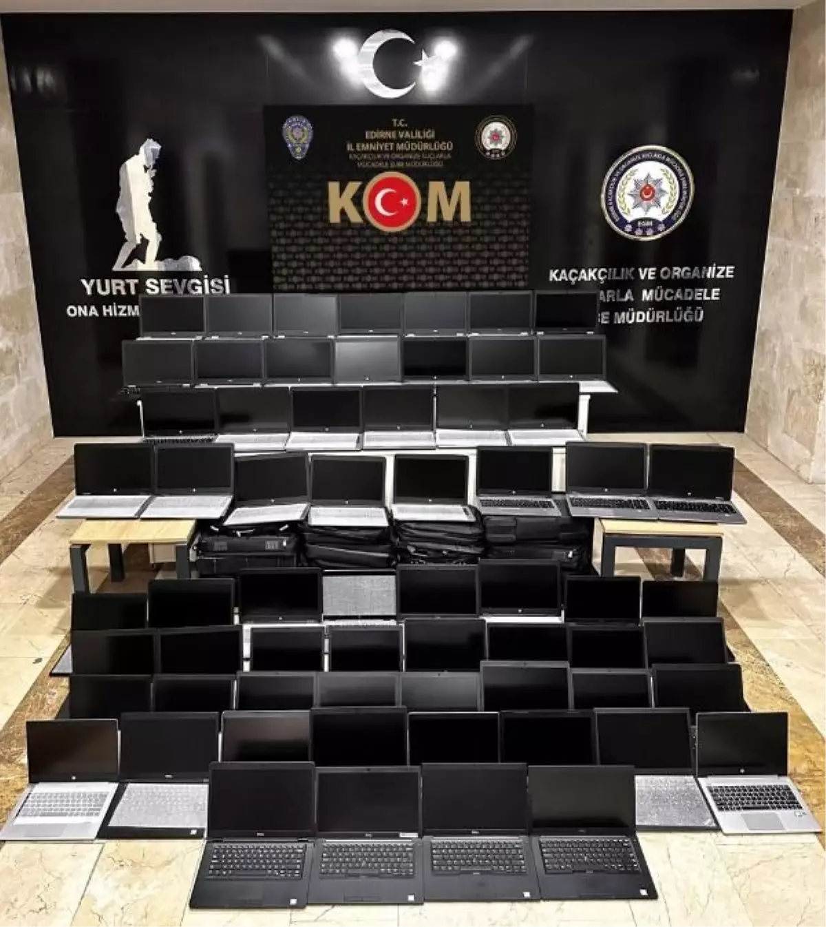 Edirne'de 1 Milyon Liralık Gümrük Kaçağı Bilgisayarlar Ele Geçirildi