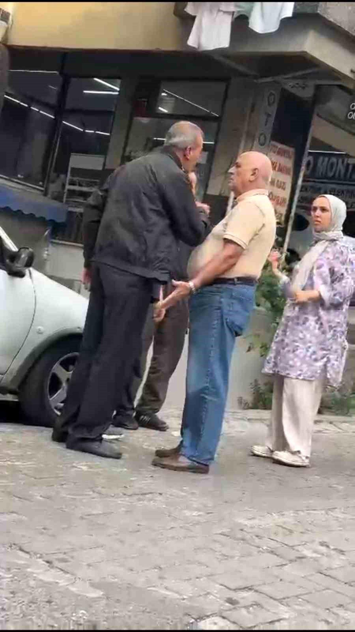 Güngören\'de Kiraya Üç Katı Zam İddiası: Ev Sahibi ile Kiracı Arasında Tartışma