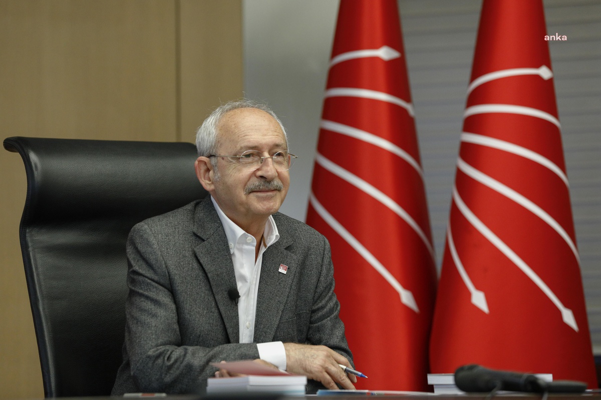 Kılıçdaroğlu, Anadolu Efes\'i tebrik etti