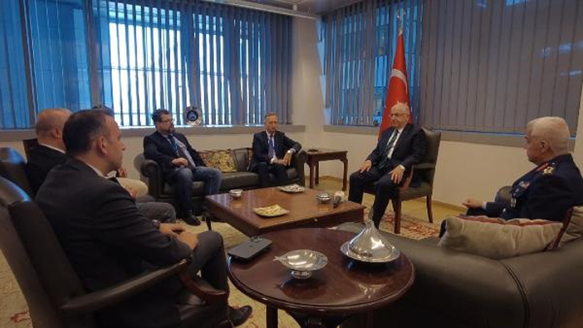 Milli Savunma Bakanı Güler: İsveç, taahhütlerini yerine getirirse NATO üyesi olabilir