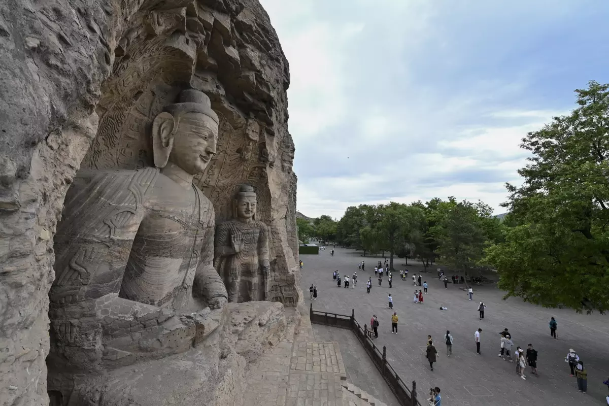 Çin\'in Tarihi Datong Kenti Turistler İçin Cazibe Merkezi Haline Geldi