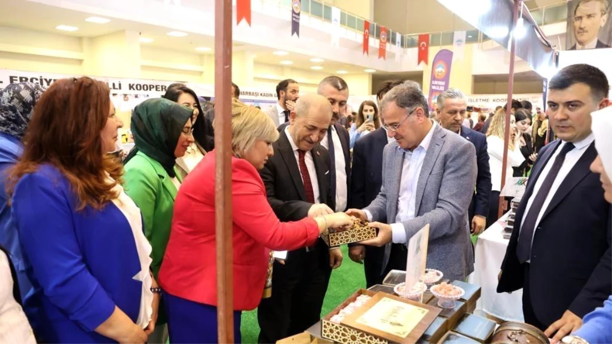Kayseri Kadın Kooperatifleri Fuarı\'na Hacılar Belediye Başkanı davet etti