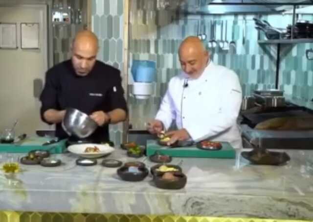 Lübnan İstanbul Başkonsolosu Mazen Kabbara, mutfaktaki yeteneklerini sergiledi Lübnan İstanbul Başkonsolosu Mazen Kabbara, mutfaktaki yeteneklerini sergiledi