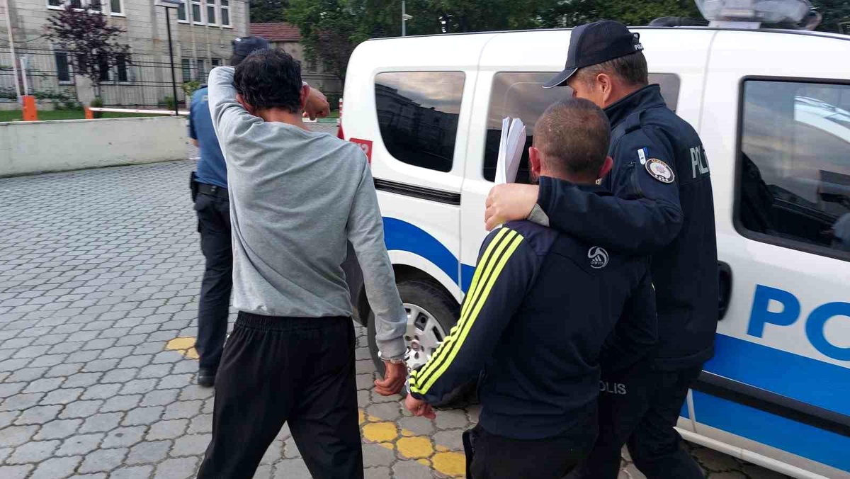 Samsun\'da Motosiklet ve Elektrikli Bisiklet Hırsızlığı Yapan 3 Kişi Tutuklandı
