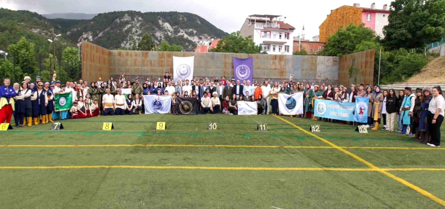 Kütahya\'da Geleneksel Türk Okçuluk Şampiyonası düzenlendi