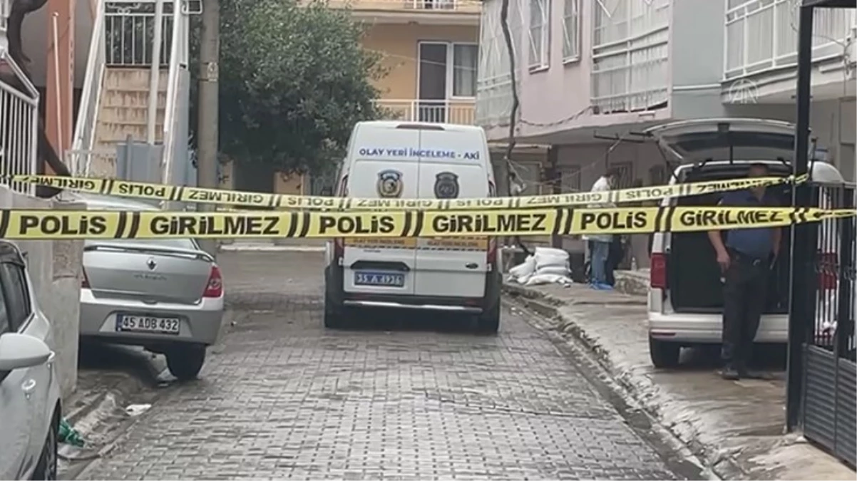 İzmir\'de bir evde yabancı uyruklu 3 şahsın cansız bedeni bulundu