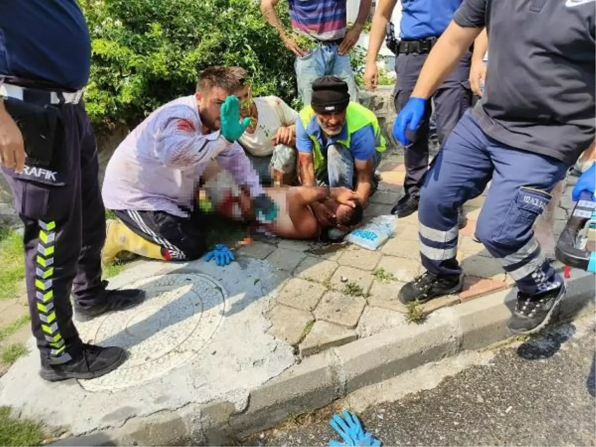 Kuşadası'nda İnşaat İşçileri Arasında Kavga: 1 Polis, 7 Kişi Yaralandı