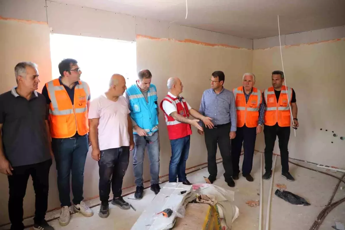 Büyükçekmece Belediyesi, Hatay\'daki depremzedelere yardım elini uzatıyor