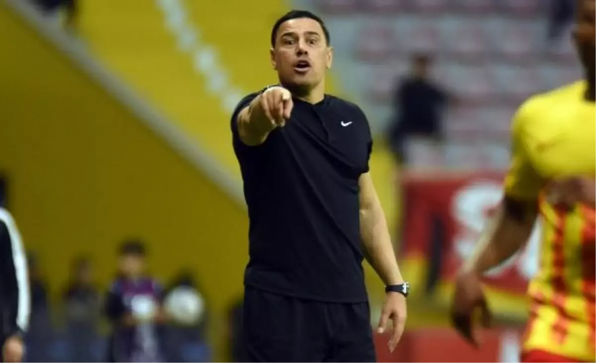 Kayserispor Teknik Direktörü Çağdaş Atan: Transfer tahtası açılacak, yeniden hayaller kurabilecek kadro yaratabileceğiz