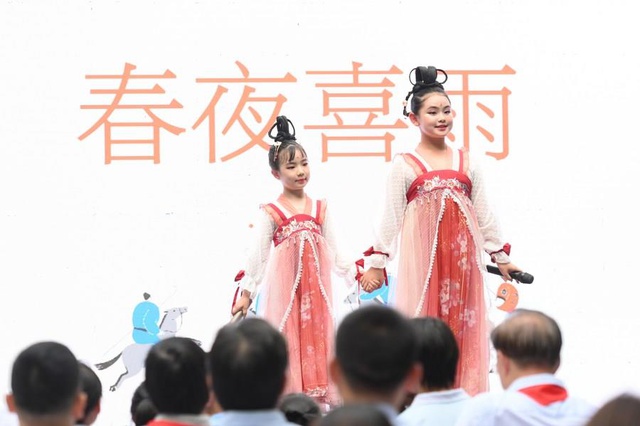 Çin'in Chengdu Kenti Kültürel Mekanlarıyla Dikkat Çekiyor Çin'in Chengdu Kenti Kültürel Mekanlarıyla Dikkat Çekiyor