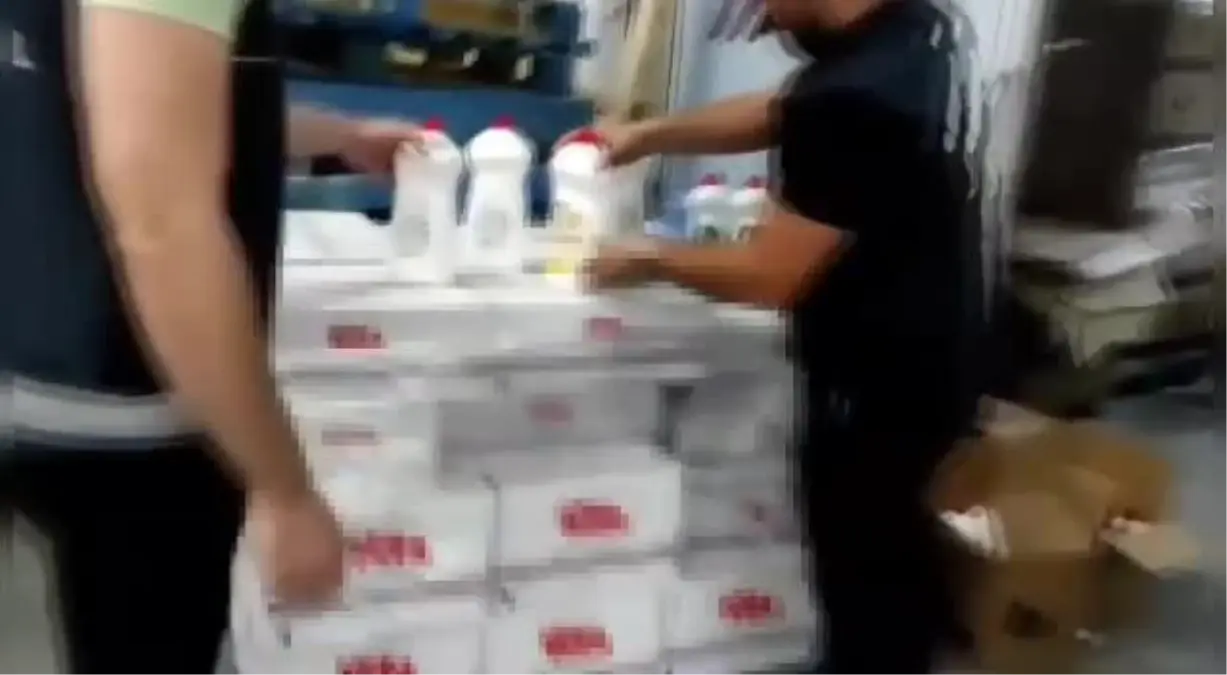 İstanbul\'da 15 ton sahte deterjan ele geçirildi