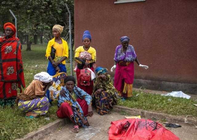 Uganda'da okul saldırısında 39 çocuk canlı canlı yakılarak öldürüldü