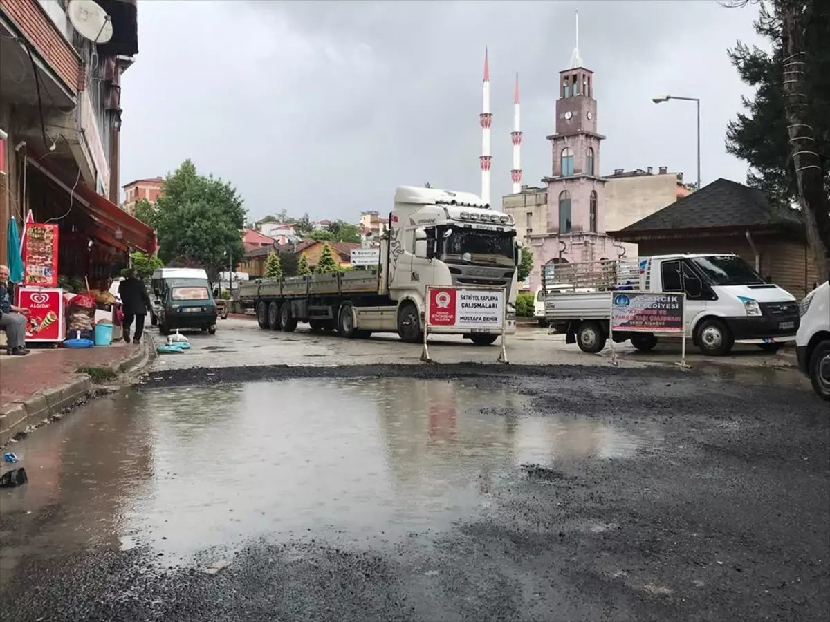 Asarcık'ta sağanak etkili oldu