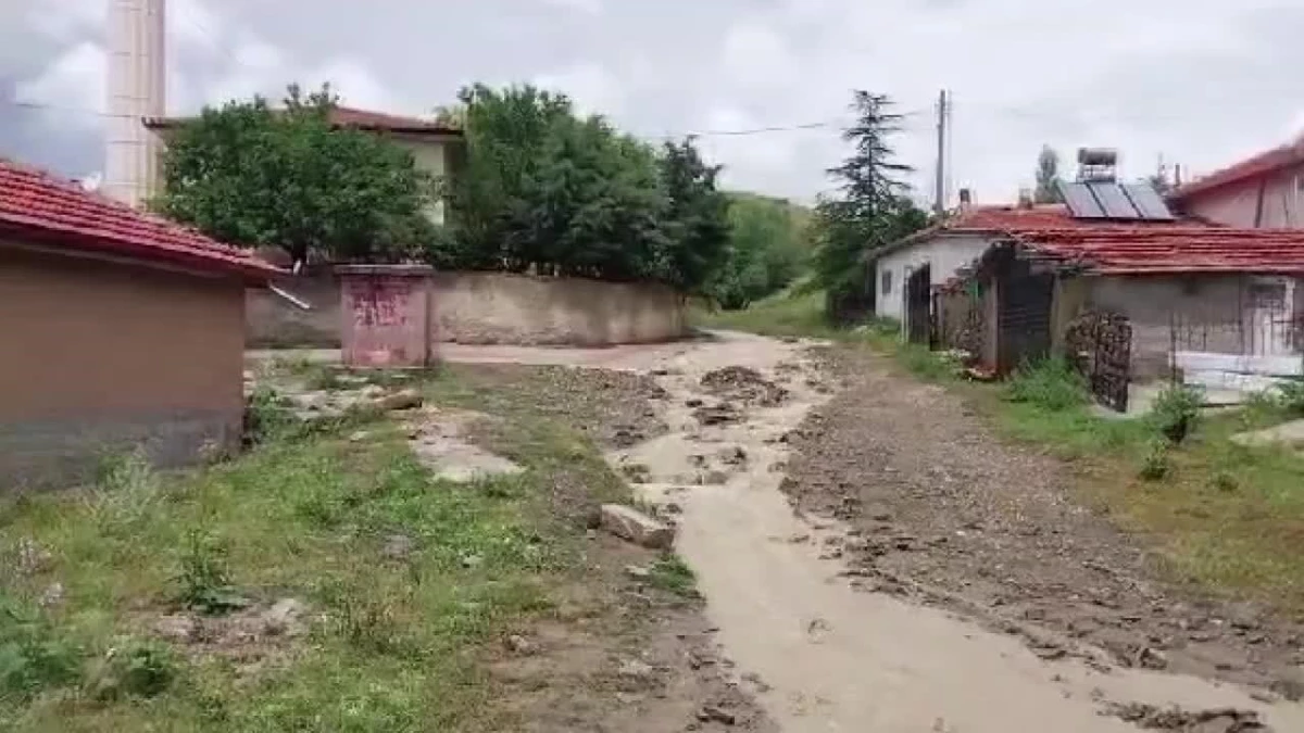 Ankara\'nın Haymana ilçesi Söğüttepe köyü de aşırı yağışlardan olumsuz etkilendi