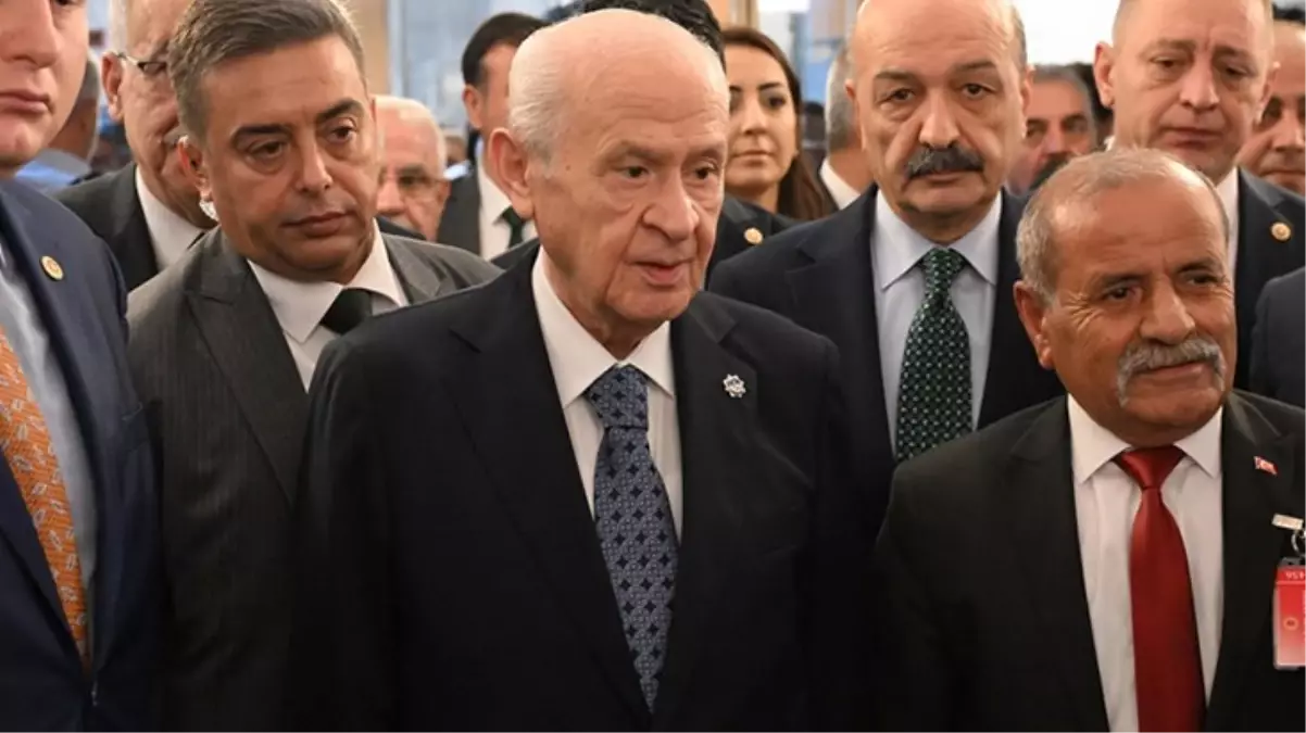 Bahçeli, Anayasa Mahkemesi\'nin HDP kararına tepki gösterdi: AYM\'ye şekil verilmeli