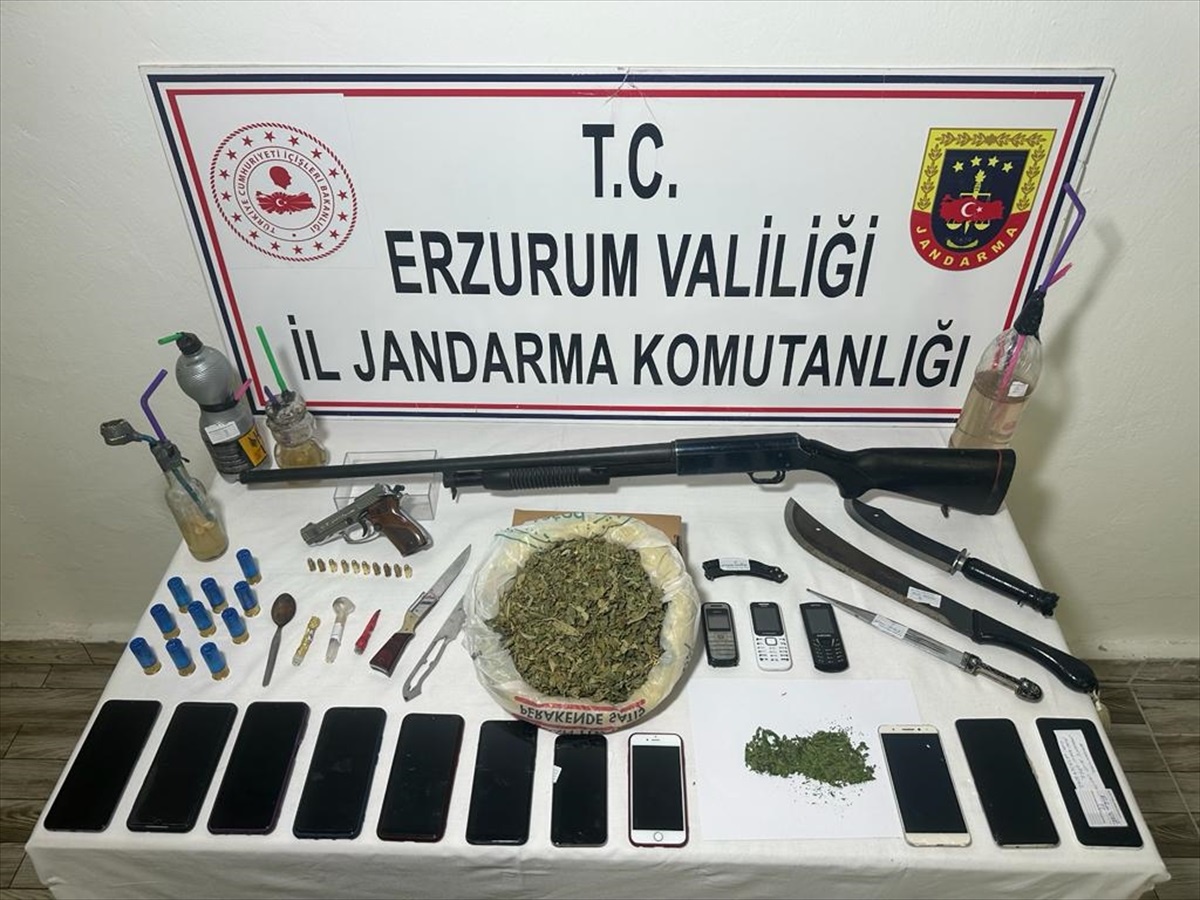 Erzurum merkezli 5 ilde uyuşturucu operasyonu: 14 şüpheli tutuklandı