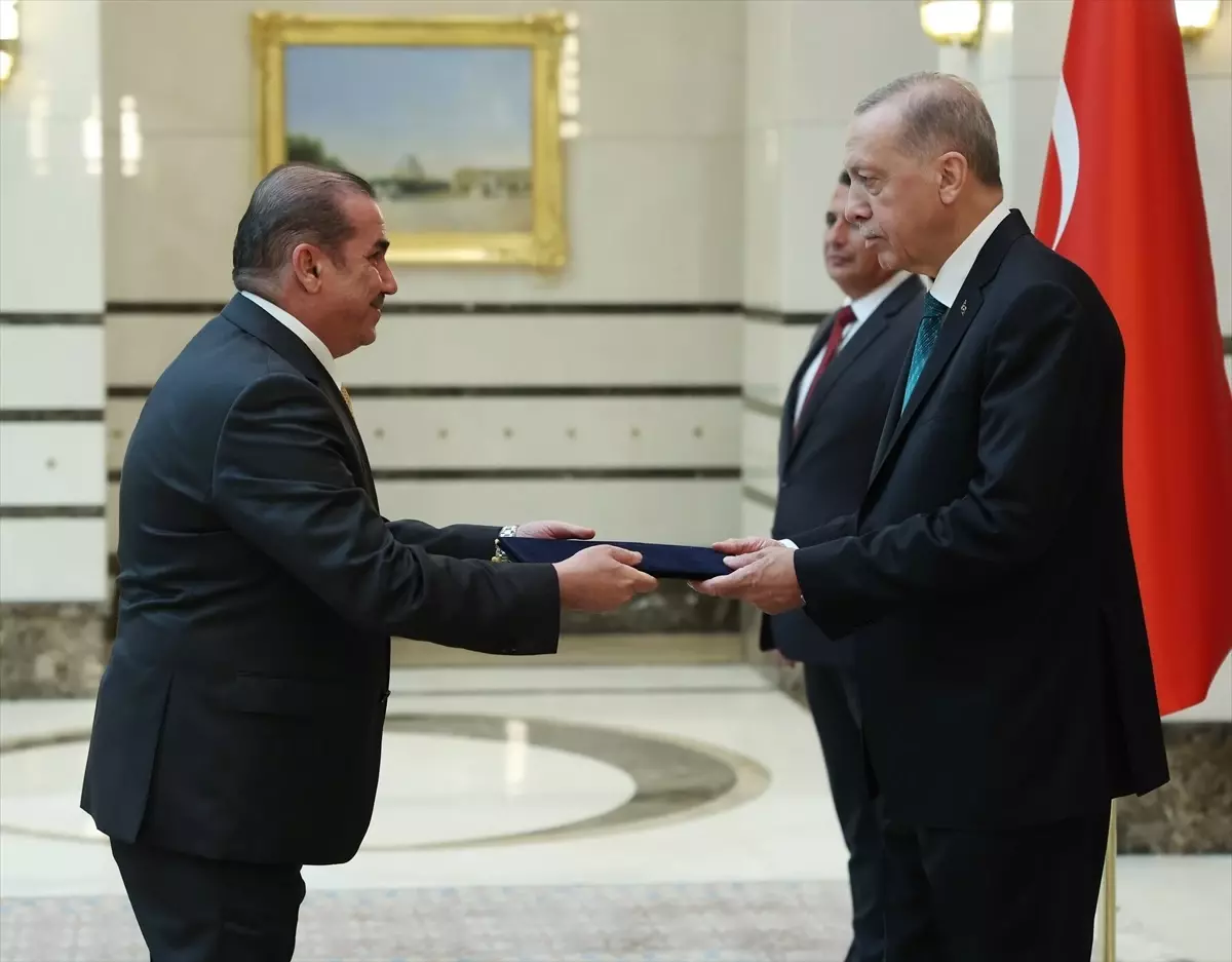 Irak\'ın Ankara Büyükelçisi Al-Lachmawi, Cumhurbaşkanı Erdoğan\'a güven mektubu sundu