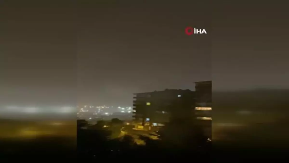 Kdz. Ereğli\'de şimşekler geceyi aydınlattı