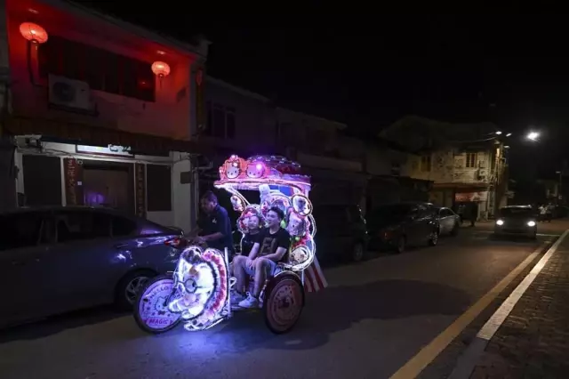 Malezya'nın Kadim Melakka Kenti, Denizi ve Tarihiyle Turistleri Ağırlıyor