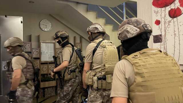 Mersin Merkezli 5 İlde Organize Suç Örgütüne Operasyon: 36 Gözaltı Kararı Mersin Merkezli 5 İlde Organize Suç Örgütüne Operasyon: 36 Gözaltı Kararı