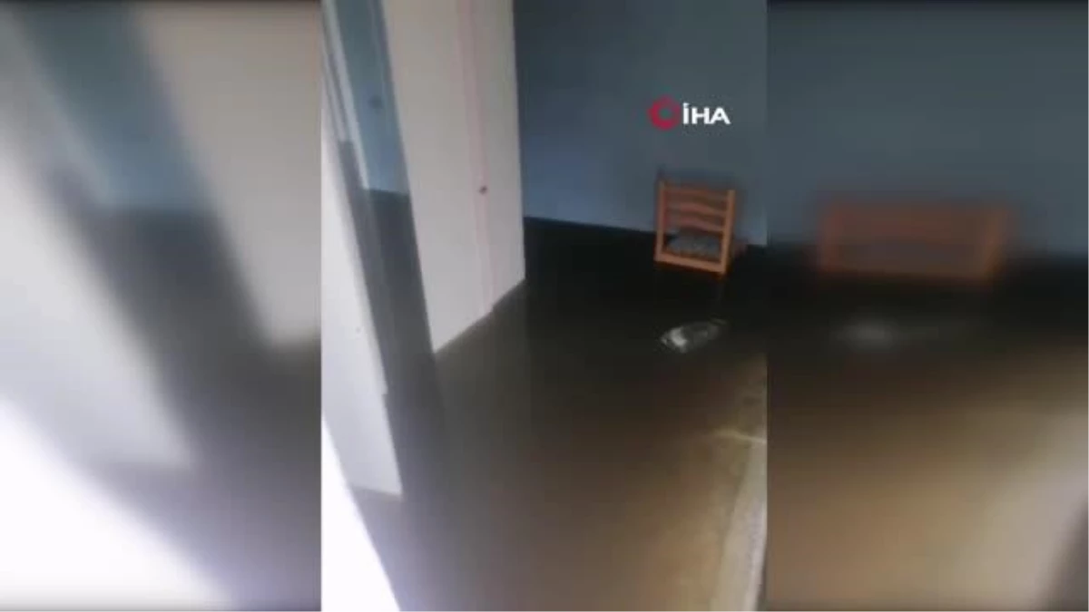 Saltukova\'da depremzedelerin evleri sular altında kaldı