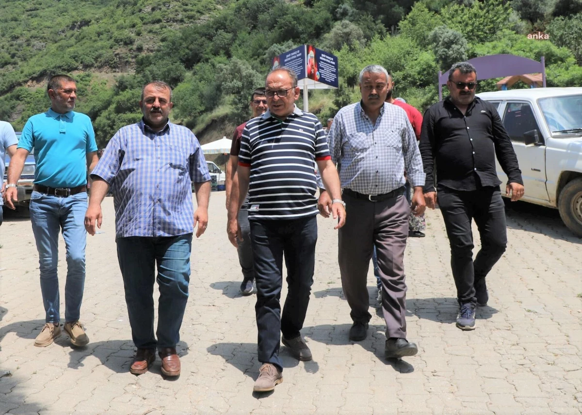 Turgutlu Belediye Başkanı Çetin Akın, Sanayi Çarşısı ve mahallelerde incelemelerde bulundu